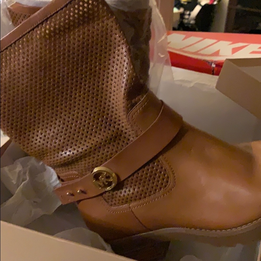 MK Boots
